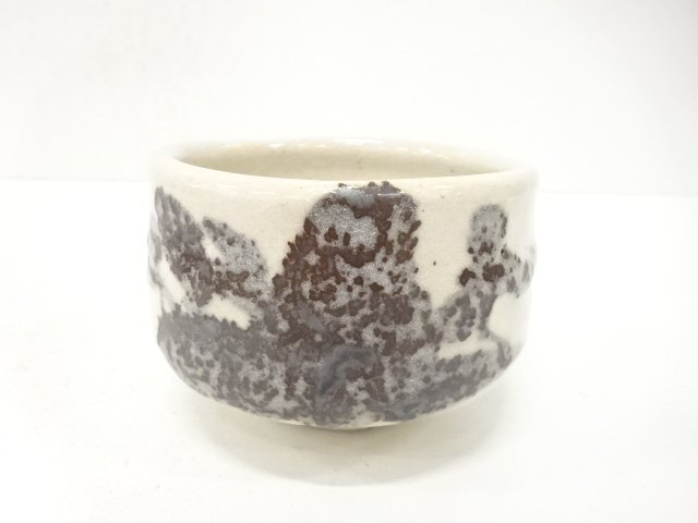 JAPANESE COLLECTIBLE / IRON PAINTING A TEACUP